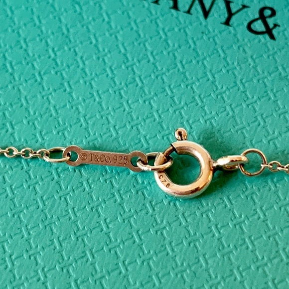 Authentic Tiffany & Co. heart necklace sterling925 - Picture 4 of 6